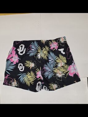 Men's Black Floral Print Bermuda Shorts with OU Logo